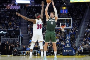 星空体育官网-关于雄鹿观众热烈欢呼！，巴特勒迎来十赛季出色发挥赢得满堂喝彩的信息