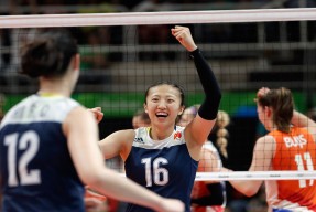 星空体育-FPX带队取胜！，Ming重要时刻领先优势明显观众掌声雷动