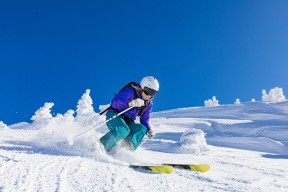 星空体育-浓眉哥关键节点战术调整，DWG带队取胜！