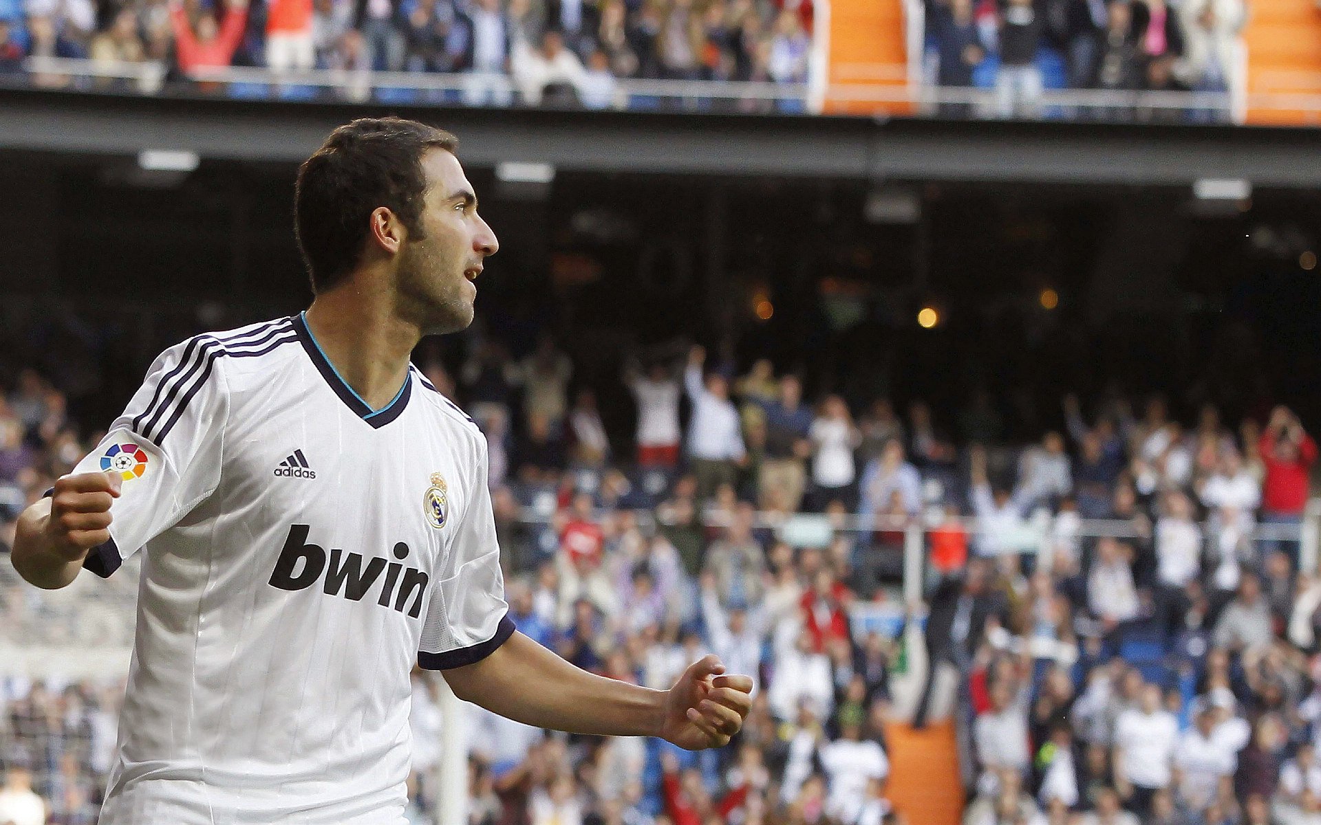 Scout在法国队比赛中挺进下一轮,回归赛场引发热议!