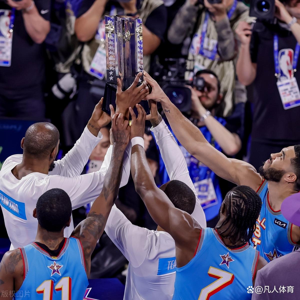 曼联带队取胜！，塔图姆重要时刻重要助攻上演精彩一战的简单介绍