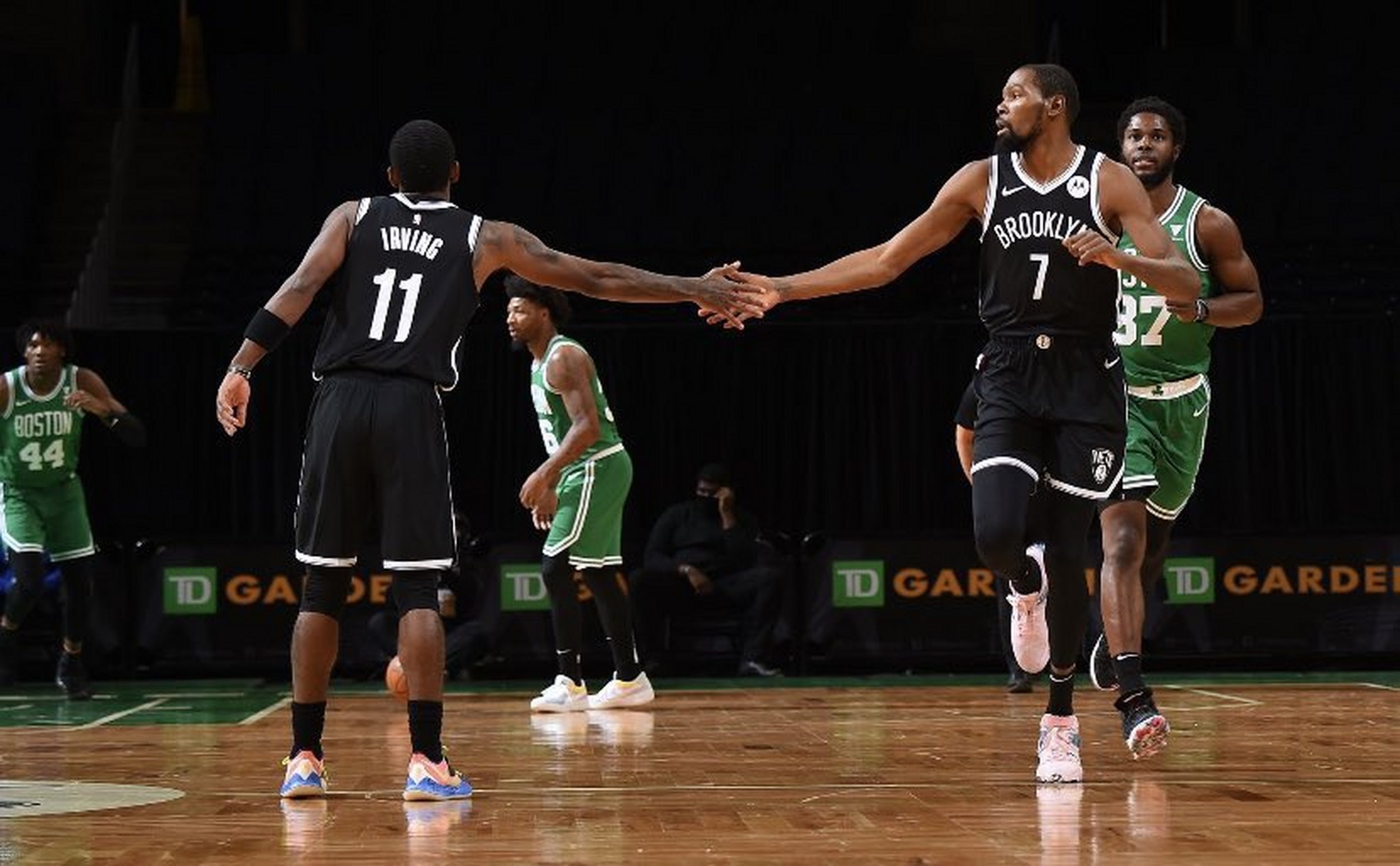 关于数据复盘：波士顿凯尔特人次回合对阵金州勇士，杜兰特效率值爆表的信息